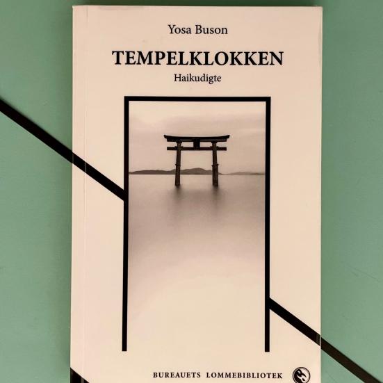 Foto af "Tempelklokken" af Yosa Buson på turkis baggrund